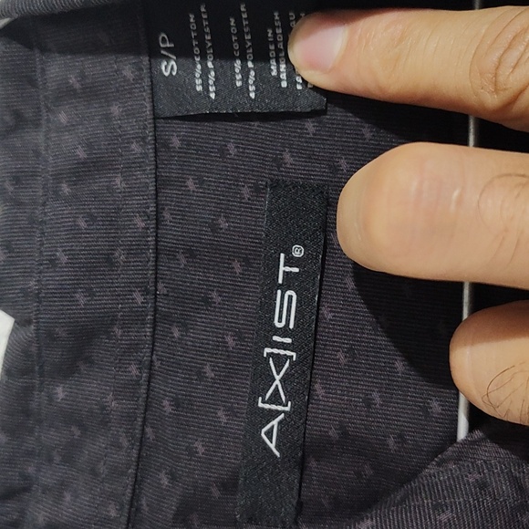 Small Axist long sleeve dress shirt - Picture 5 of 7